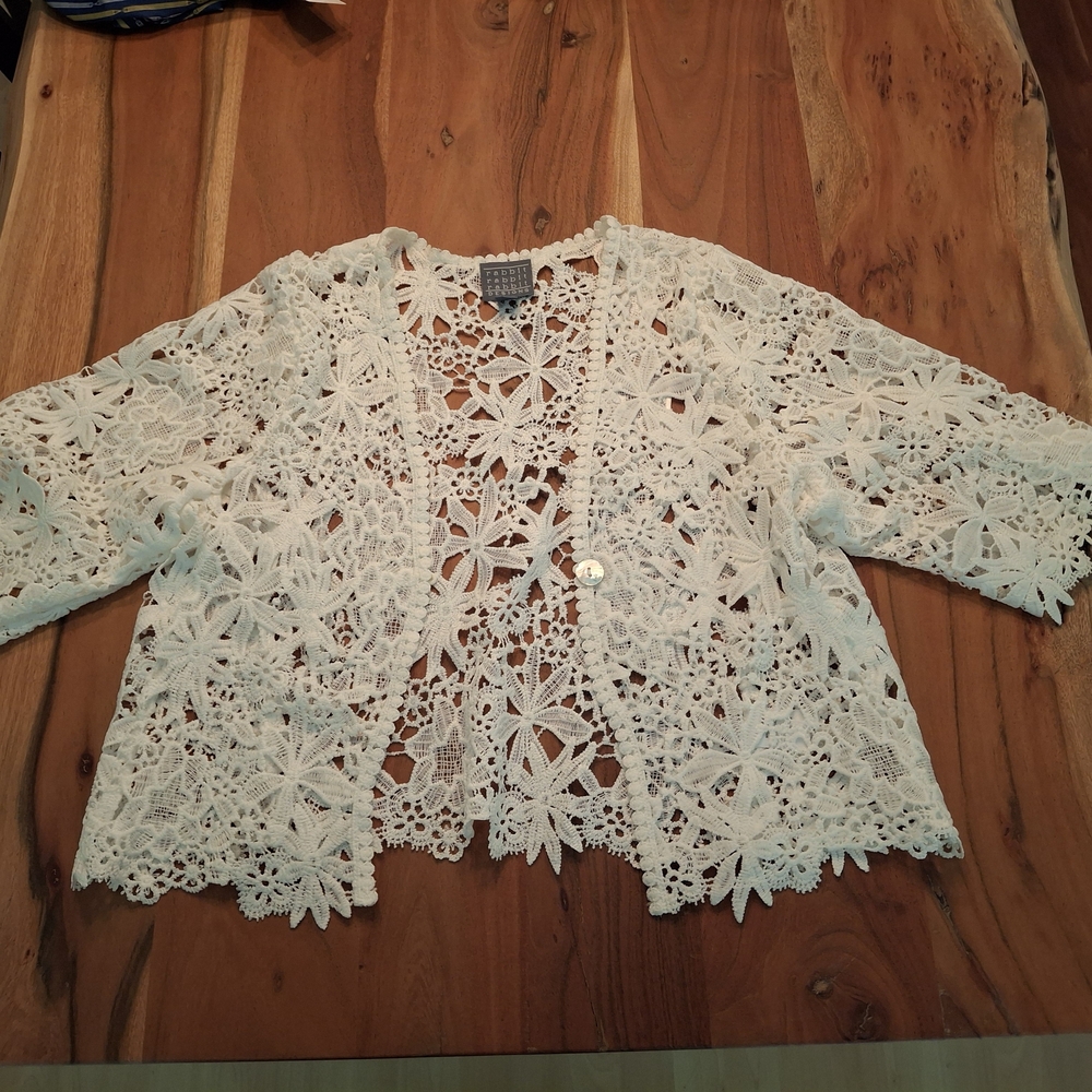 Rabbit Rabbit Rabbit Cream Lace Top